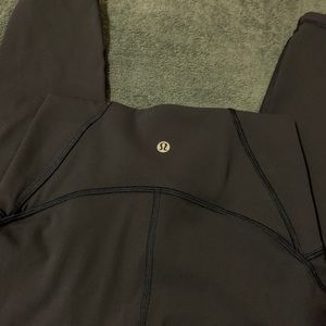 Lululemon High Rise 25” sz 4